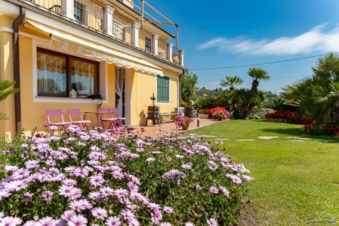 Chez Elle Lägenhet Imperia Exteriör bild