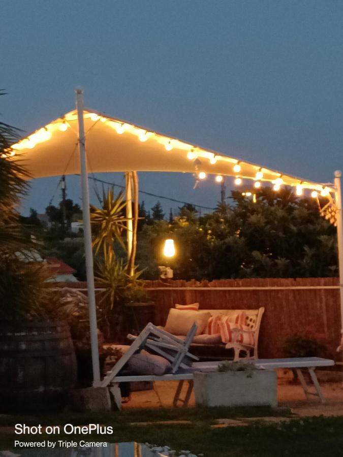 Chez Elle Lägenhet Imperia Exteriör bild